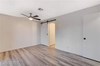 Photo #6: 2385371 Listing 