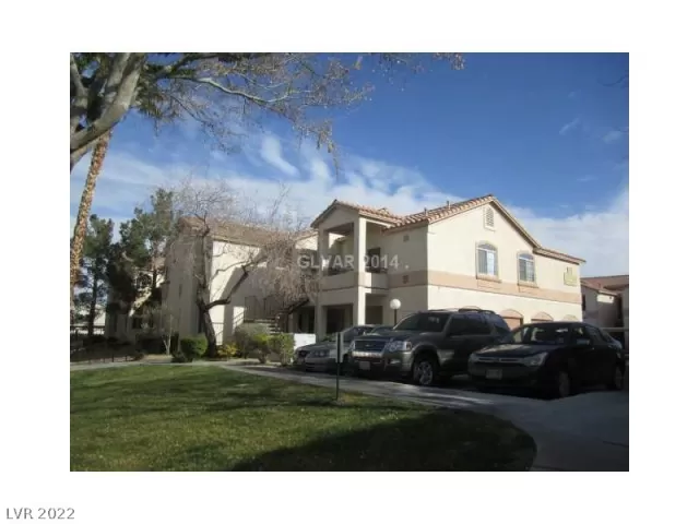 MLS: 2385416 Condo For Sale