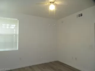 Photo #6: 2385416 Listing 
