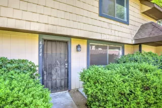 Photo #3: 2385452 Listing