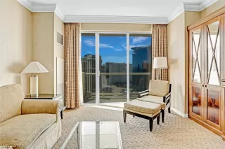 Photo #4: 2385455 Listing 