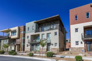 Photo #2: 2385480 Listing 