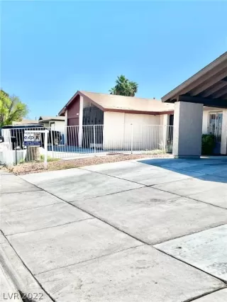 Photo #1: 2385490 Listing 
