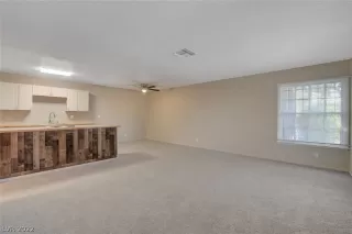 Photo #4: 2385498 Listing 