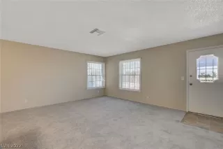 Photo #5: 2385498 Listing 