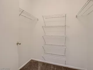 Photo #5: 2385513 Listing