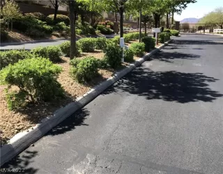 Photo #2: 2385567 Listing