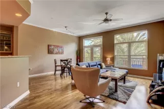 Photo #4: 2385573 Listing 