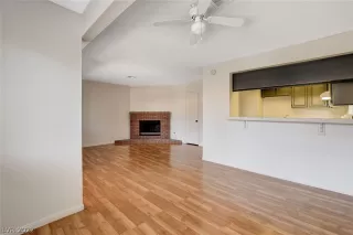 Photo #4: 2385587 Listing 