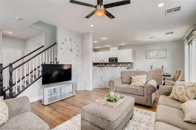 MLS: 2385607 Condo For Sale