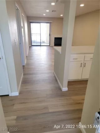 Photo #1: 2385616 Listing 