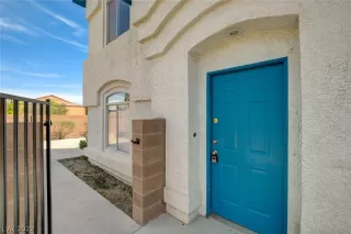 Photo #4: 2385645 Listing 