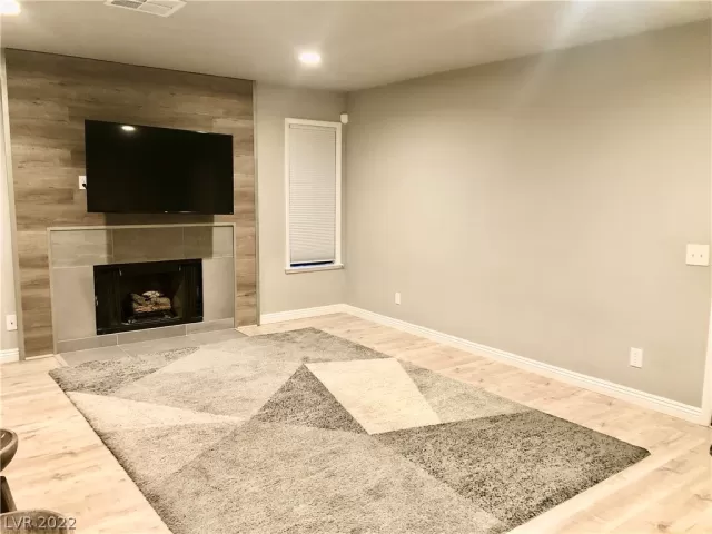 MLS: 2385651 Condo For Sale