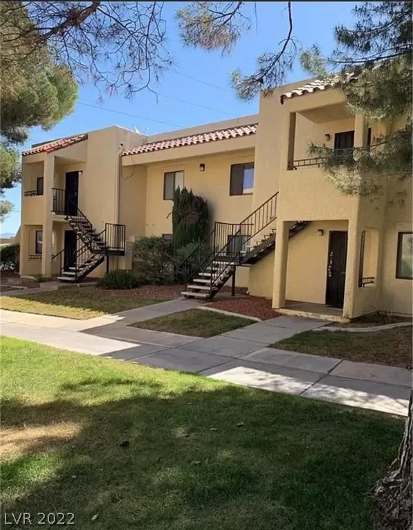 MLS: 2385666 Condo For Sale