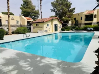 Photo #1: 2385666 Listing