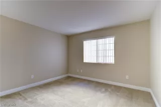 Photo #6: 2385671 Listing 