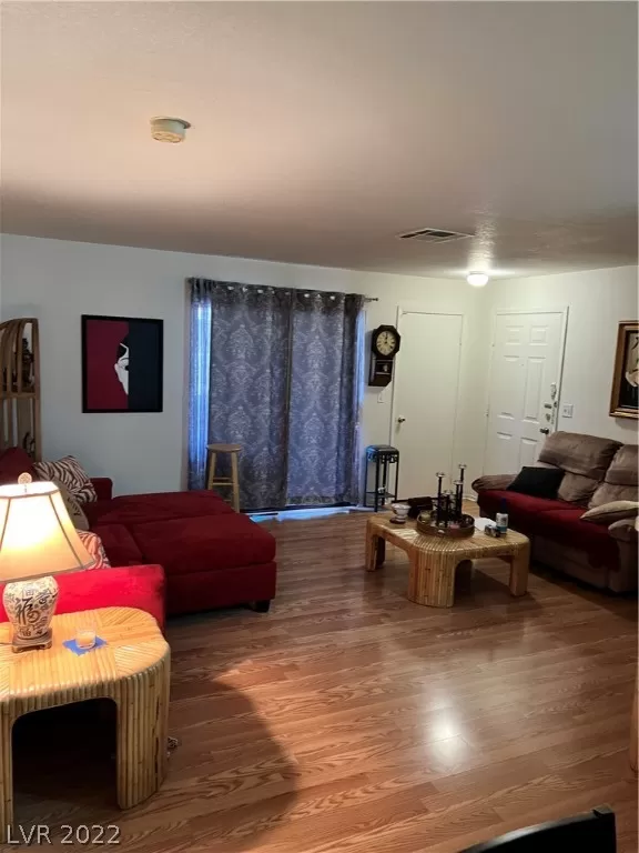 MLS: 2385715 Condo For Sale