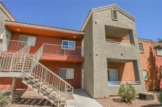 Photo #4: 2385746 Listing 