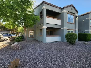 Photo #1: 2385751 Listing