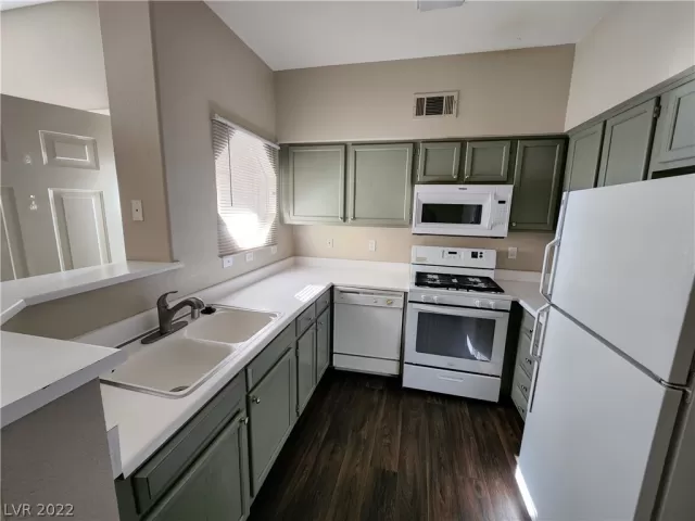 MLS: 2385756 Condo For Sale