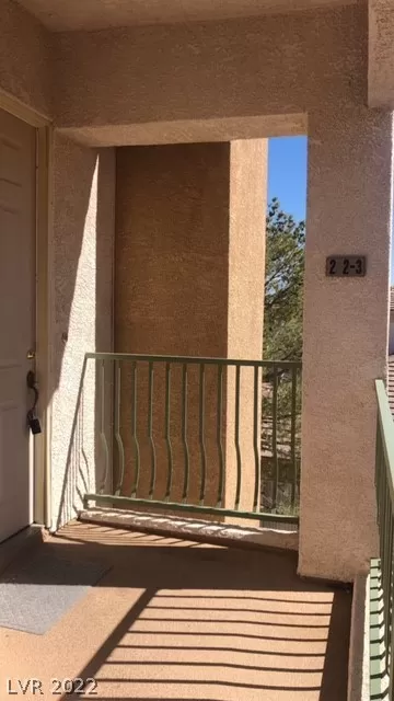 MLS: 2385762 Condo For Sale