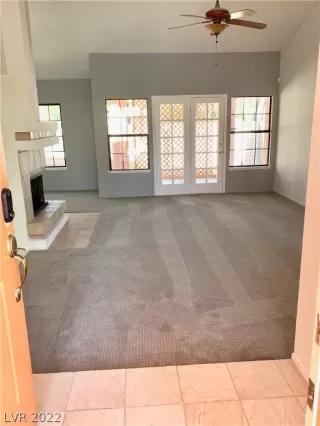 Photo #2: 2385790 Listing