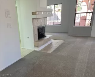 Photo #4: 2385790 Listing