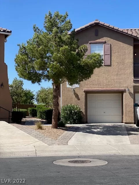 MLS: 2385833 Condo For Sale