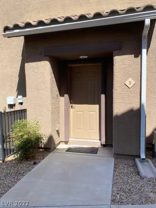 Photo #5: 2385833 Listing 