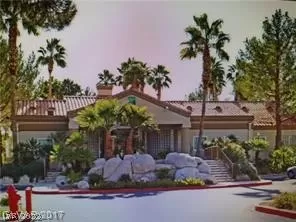 Photo #3: 2385875 Listing