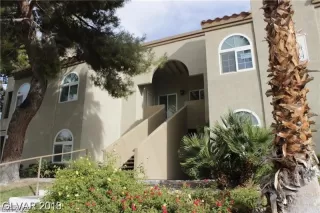 Photo #6: 2385875 Listing