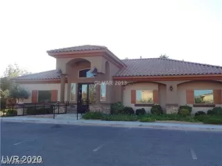 Photo #1: 2385897 Listing