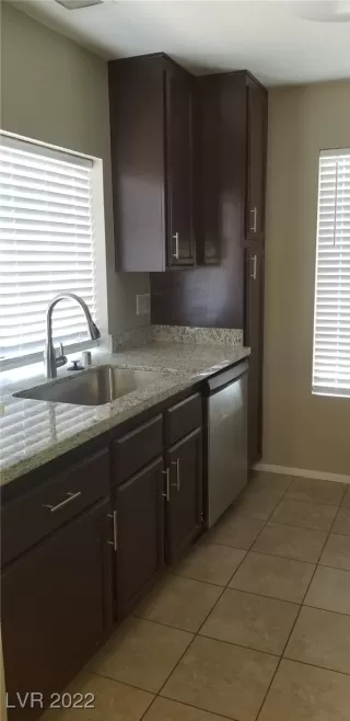 Photo #2: 2385914 Listing 