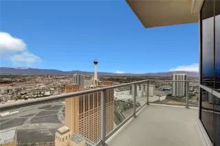 Photo #1: 2385923 Listing