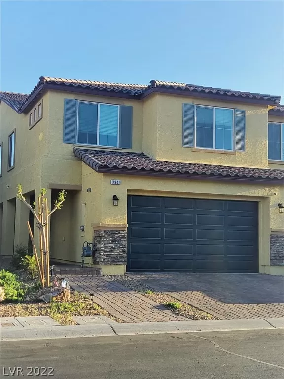 MLS: 2385929 Condo For Sale