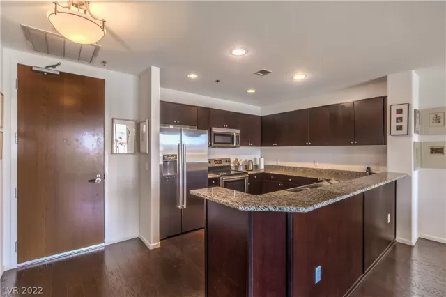 MLS: 2385945 Condo For Sale
