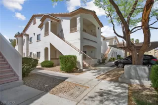 Photo #1: 2385955 Listing