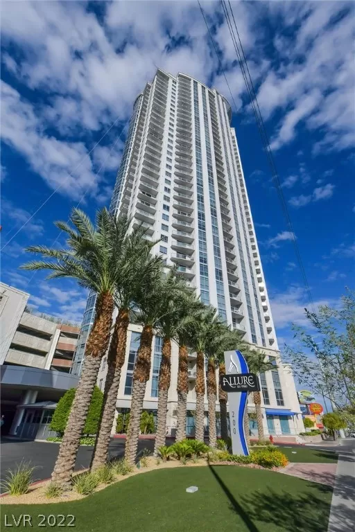 MLS: 2385959 Condo For Sale