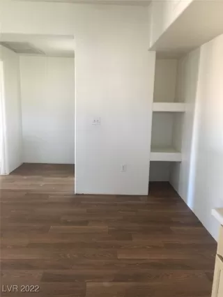 Photo #5: 2385999 Listing 