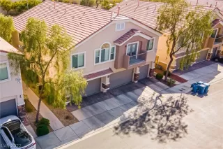 Photo #6: 2386002 Listing