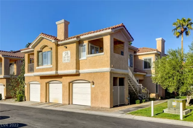 MLS: 2386014 Condo For Sale