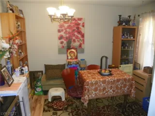 Photo #5: 2386029 Listing