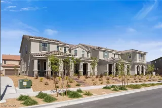 Photo #1: 2386065 Listing 