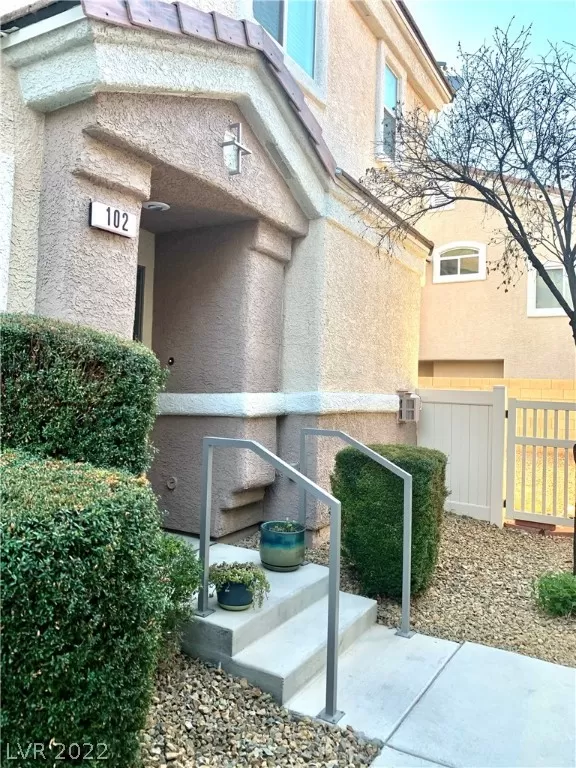 MLS: 2386095 Condo For Sale