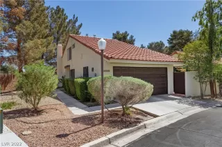 Photo #1: 2386175 Listing