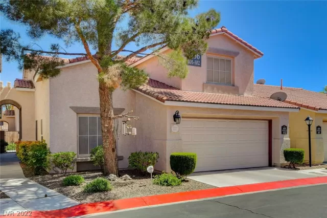 MLS: 2386197 Condo For Sale