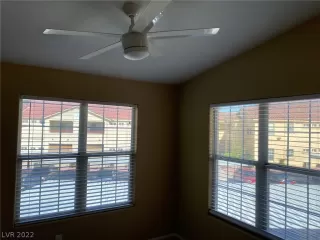 Photo #6: 2386236 Listing