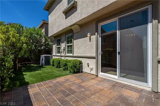 MLS: 2386240 Condo For Sale