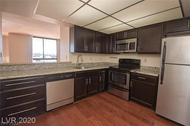 MLS: 2386248 Condo For Sale