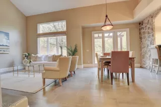 Photo #6: 2386253 Listing 